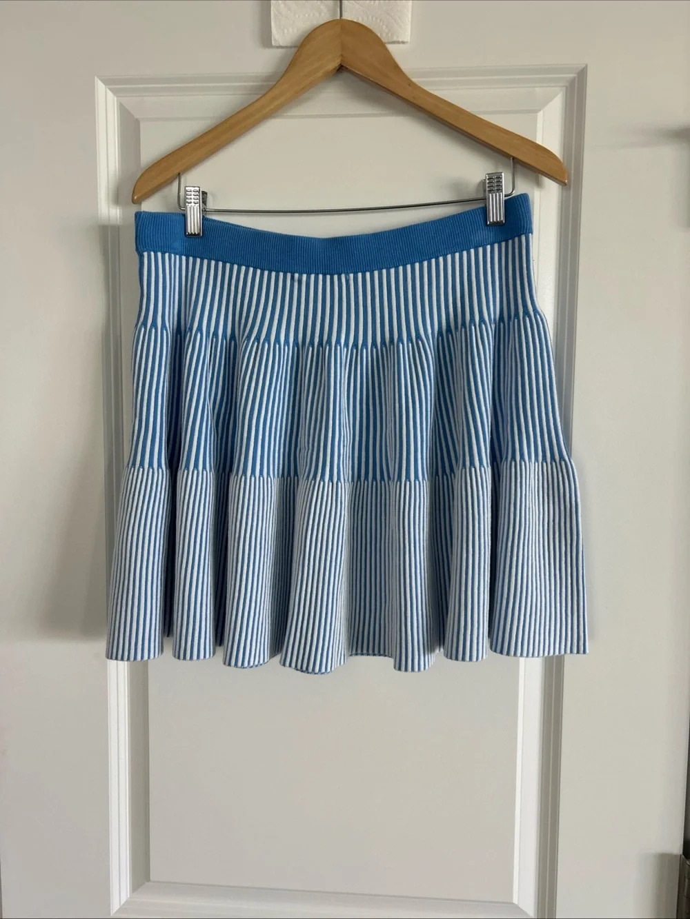 Free Assembly Women's Ribbed Stitch Tiered Skirt Blue/White- Size Large (12-14)